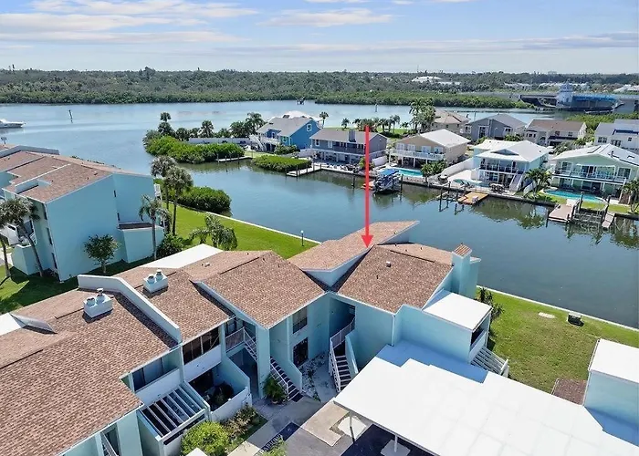 Beautiful Waterfront Short Walk To The Your Search Ends Here Clearwater Beach
