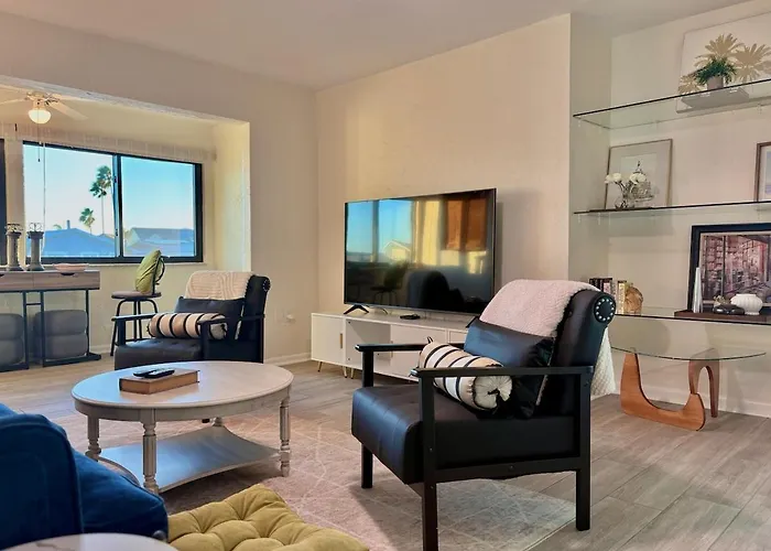 Beautiful Waterfront Short Walk To The Your Search Ends Here * Clearwater Beach