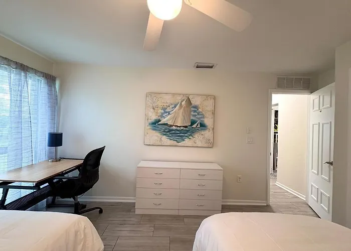 Beautiful Waterfront Short Walk To The Your Search Ends Here Clearwater Beach