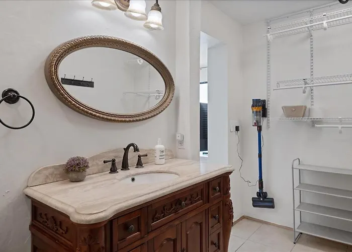 Apartment Beautiful Waterfront Short Walk To The Your Search Ends Here