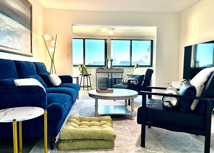 Apartment Beautiful Waterfront Short Walk To The Your Search Ends Here