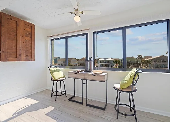 Beautiful Waterfront Short Walk To The Your Search Ends Here Apartment Clearwater Beach